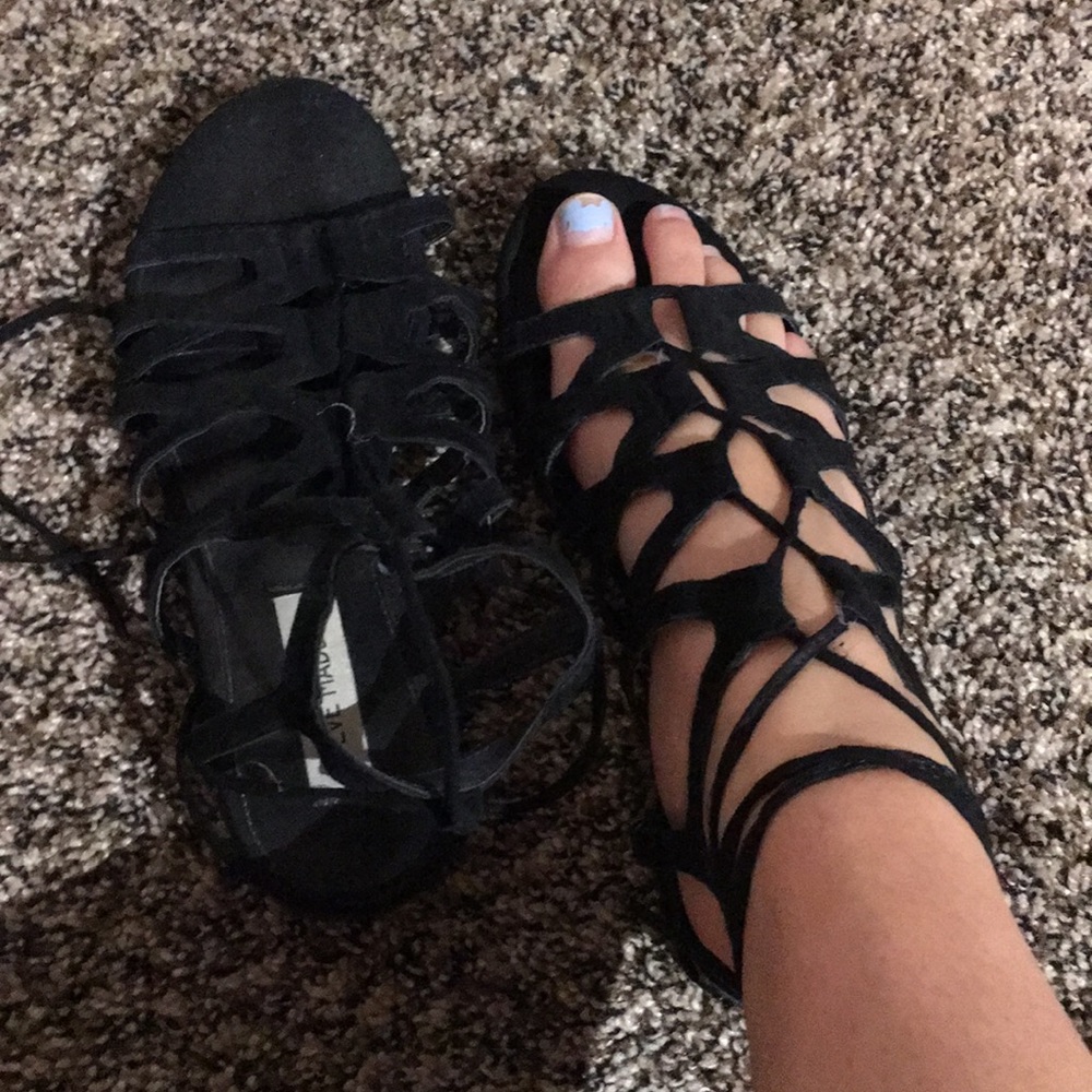 Steve Madden Tie up sandals